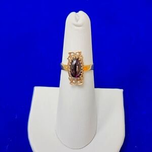 Vintage Estate Victorian 14K Gold Seed Pearls and Cabochon Garnet Ring